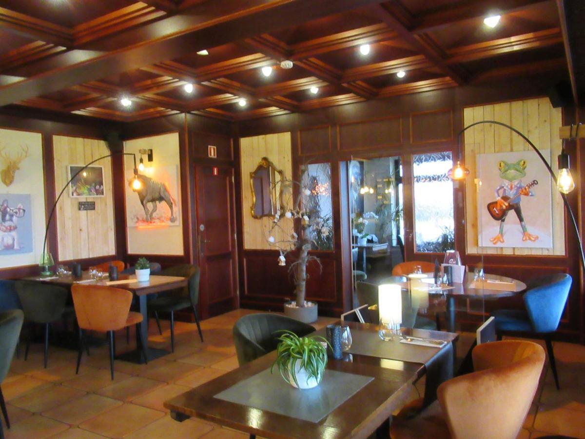 Hotel Restaurant N 4 Martelange Exterior foto